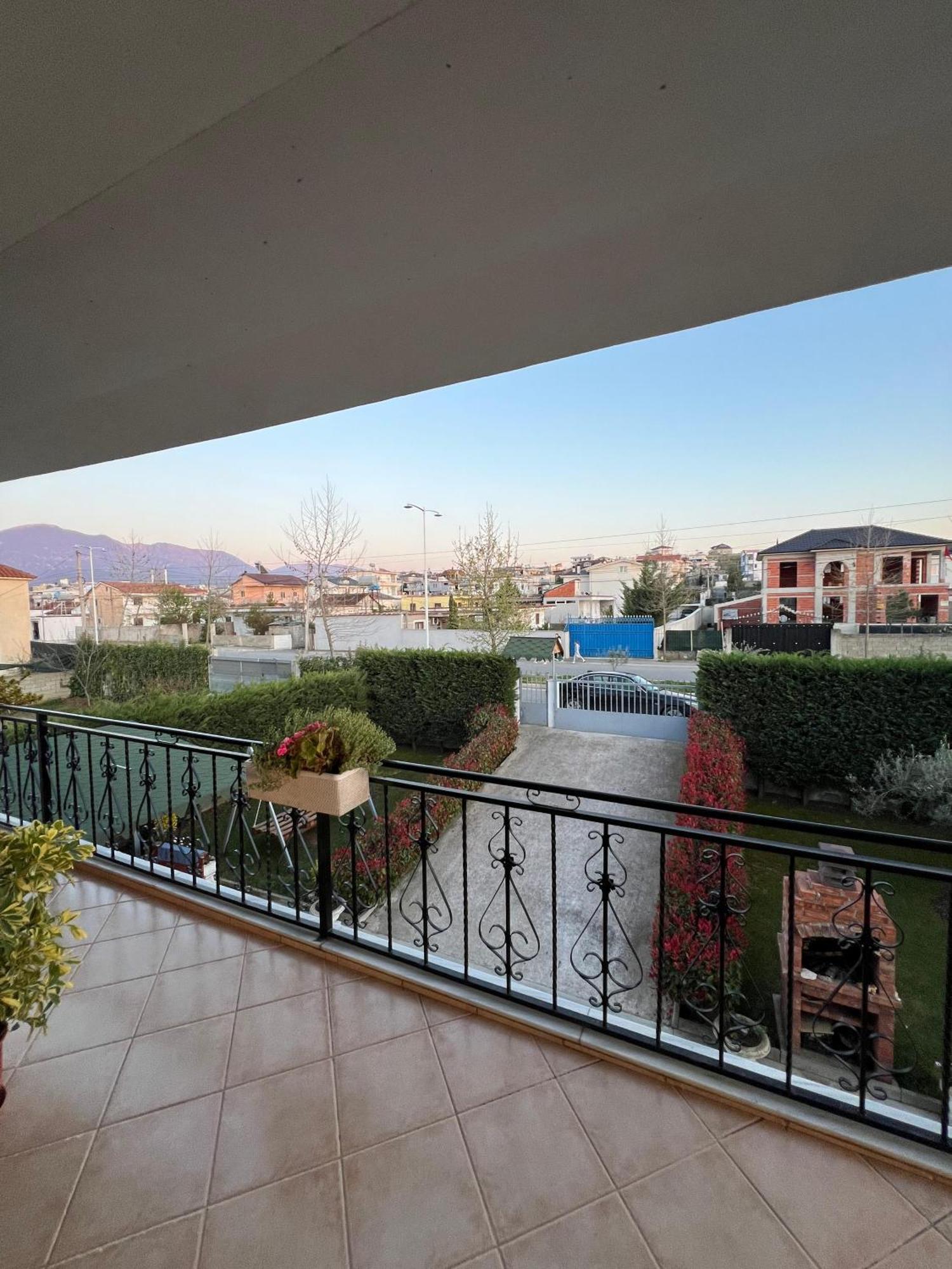 Villa Cerpja Kamez المظهر الخارجي الصورة